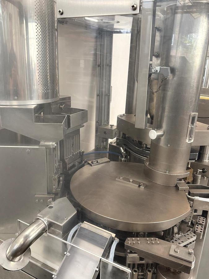 Used G 17030 E - Capsule Filler BOSCH GKF 1500 for Powders and Pellets