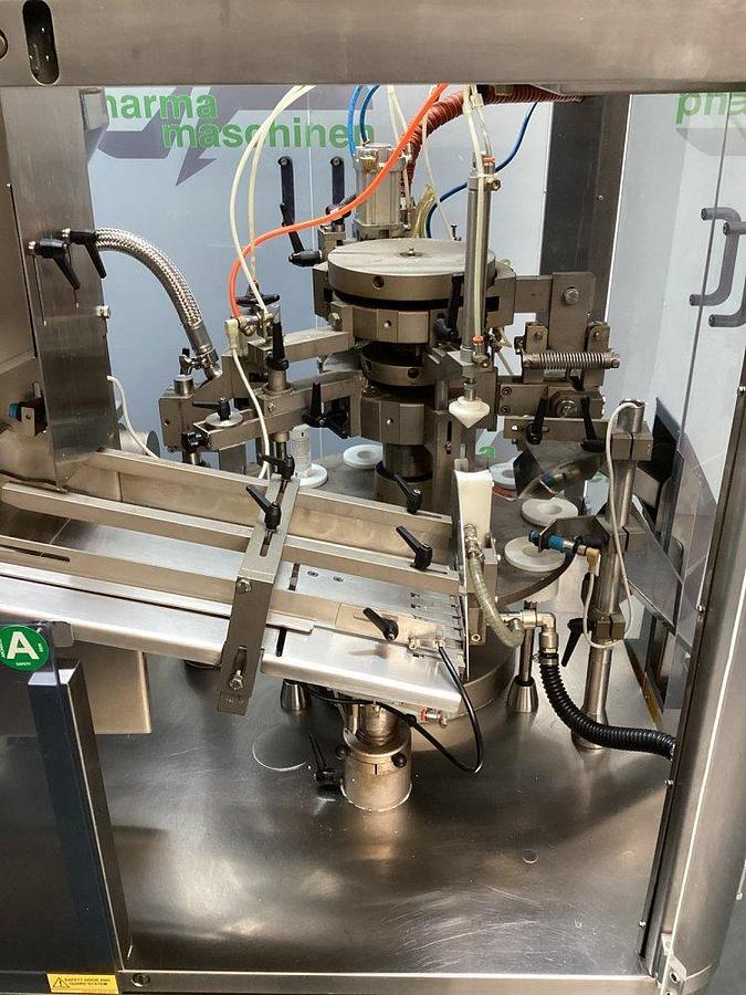 Used J 17135 D - Filling and Closing Machine (plastic tubes) AXOMATIC OPTIMA 1000