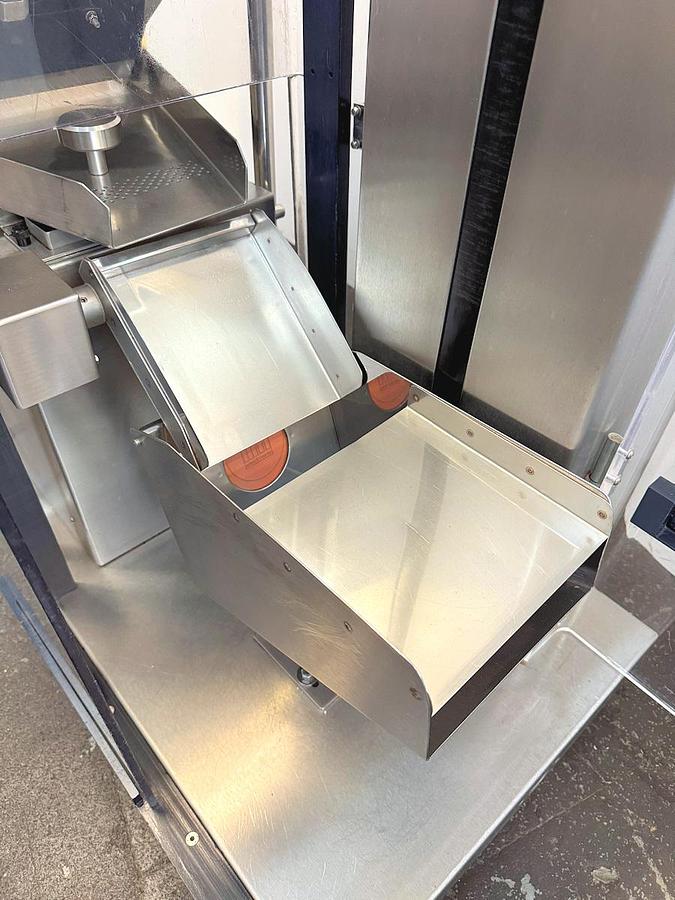 Used V 16625 E - Product Elevator IMA SWIFTPACK SWIFTLIFT