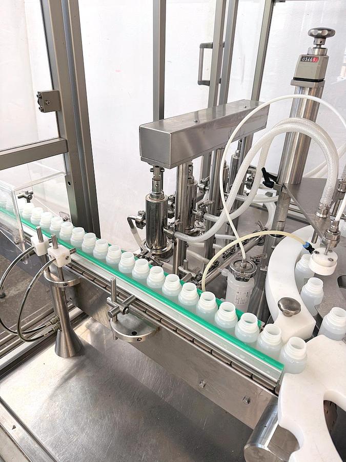 Used J 16936 E - Liquid Filler / Screw ROMACO MACOFAR LVI 4