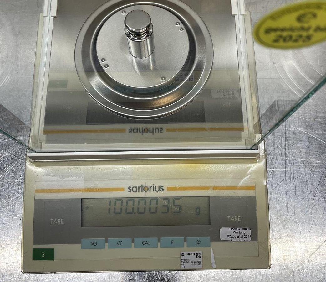 Used R 16968 D - Analytical Scale up to 210 g SARTORIUS BP 210 S - OCE