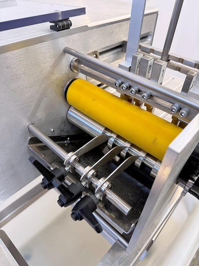 Used I 16938 E - Deblistering Machine SEPHA PRESS-OUT AUTOMATIC