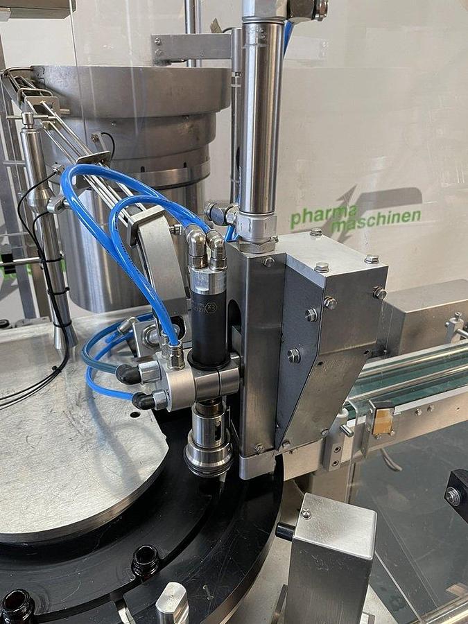 Used J 16959 D - Liquid Filler - Screw Capper for Vials FLEXICON FMB 100