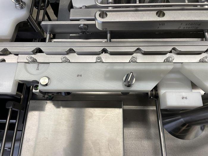 Used J 16215 D - Liquid Filler - Stopper Inserter - Cap Spinner GRONINGER DFVG 2110