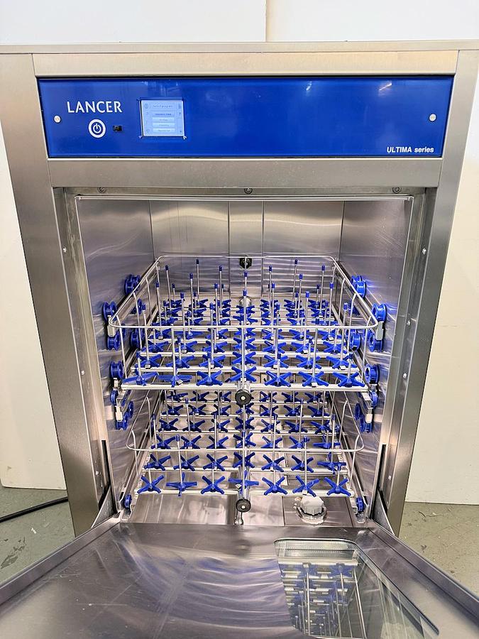 Used Q 16614 E - Washer GETINGE LANCER 1400 LX ULTIMA for Glassware + Utensils