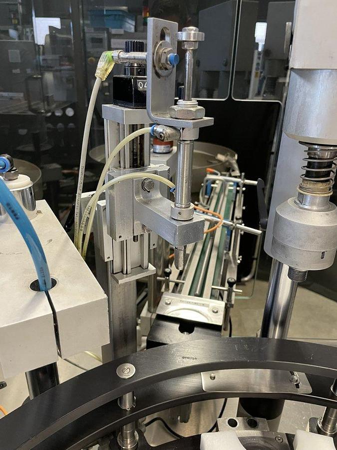 Used L 16190 D - Screw Capper/Drip inserter S.F. VISION (Optima) V 100