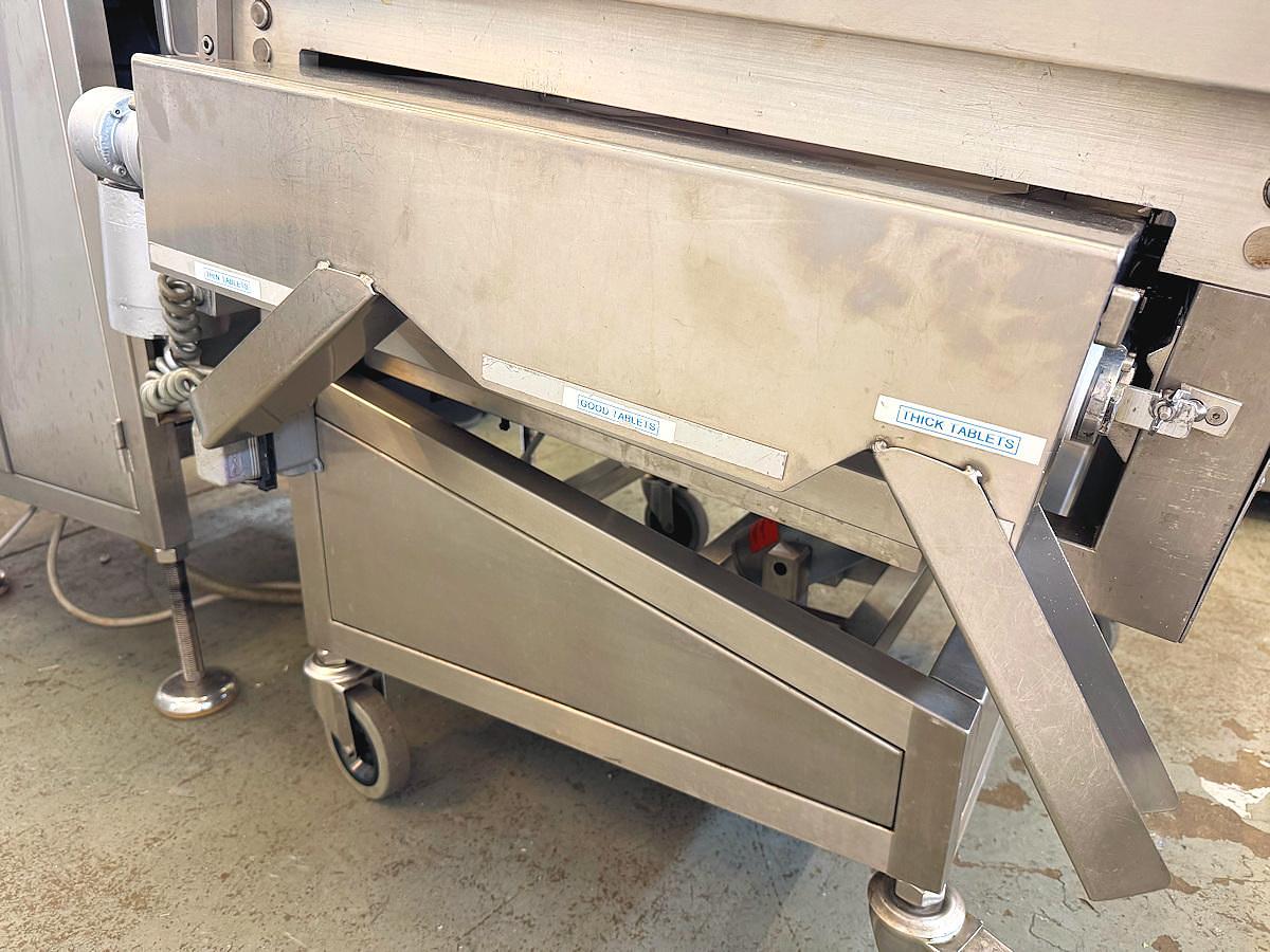 Used U 16930 E - Tablet Diameter and Thickness Sorter MASCHINPEX SORTOMAT 6D