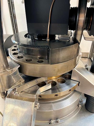 Used F 15890 E - Tablet Press MANESTY D4 - 20 Stations