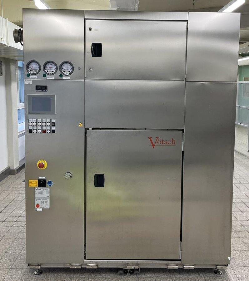 Used Q 17244 D - Cleanroom Hot Air Sterilizer VÖTSCH VTUD 75/100