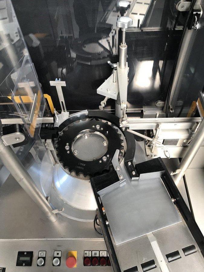 Used J 15835 D - Filling and Closing Machine for Vials BAUSCH + STRÖBEL AFV 1010