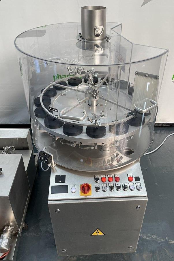 Used Q 16948 D - Washer for Vials and Ampoules BAUSCH + STRÖBEL FAW 500 / UST 95