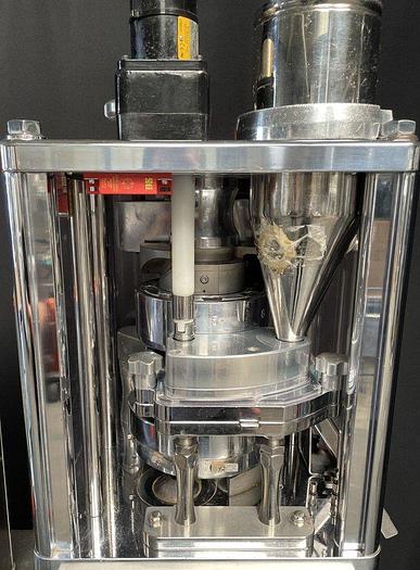 Used F 16386 D - Rotary Tablet Press 8 Stations RIVA Piccola D-C
