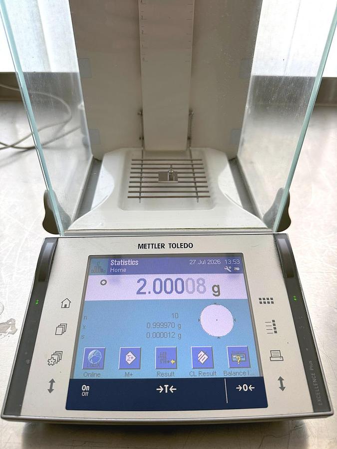Used Analytical Balance METTLER TOLEDO XP205DR