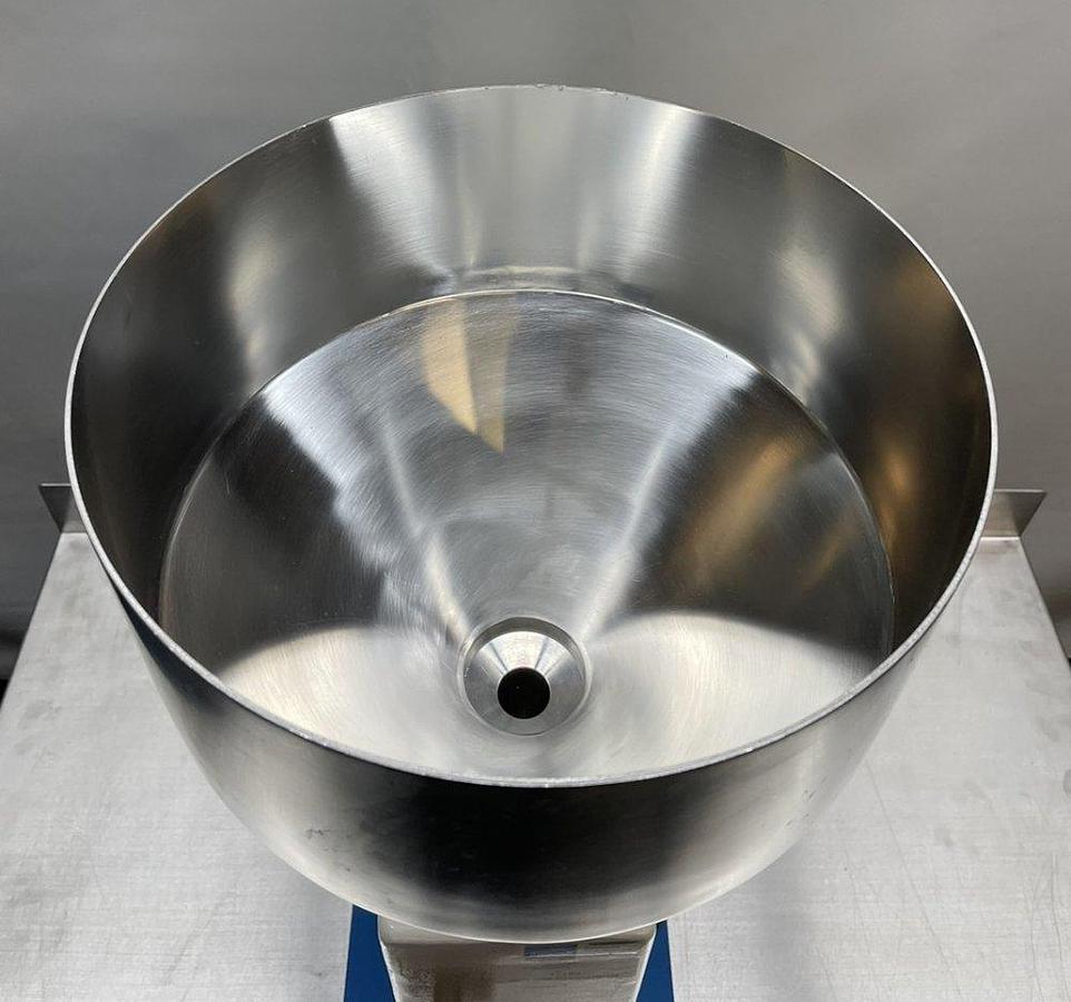 Used J 17180 D - Head cream filler NÄHMA Grisona SP 1