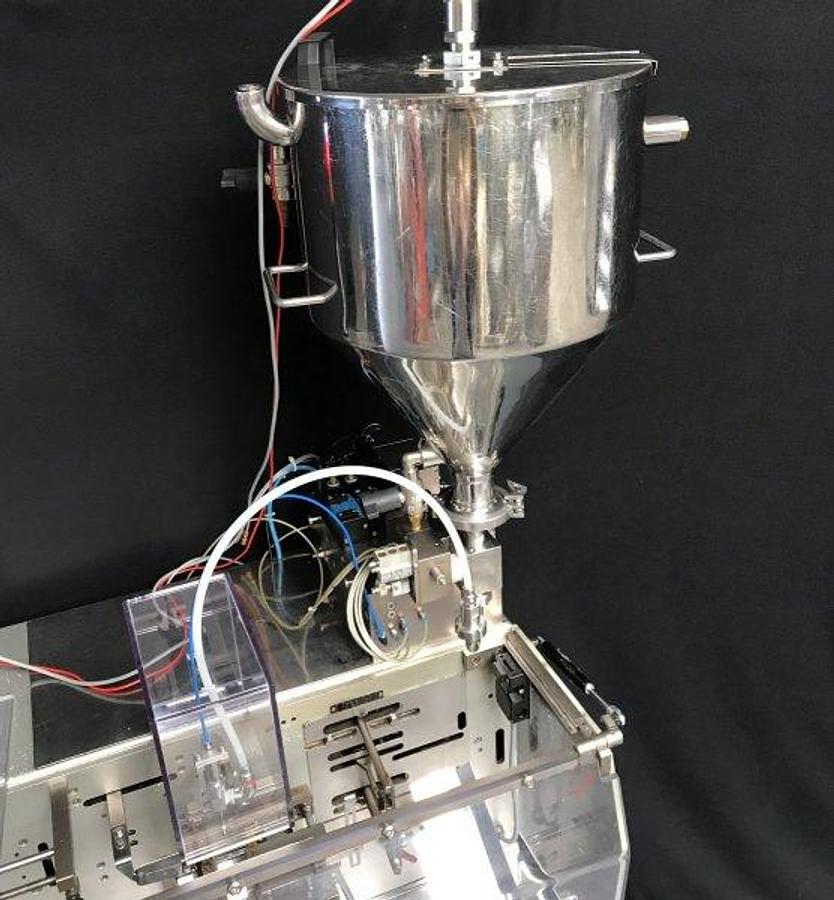 Used J 15949 D - Sachet filler for Liquids VOLPAK S-90