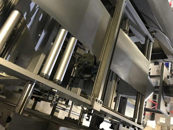 Used R 15834 D - Viking Masek Type E-250 Flow Wrap - Machine Type CM-B10 Multihead Weigher