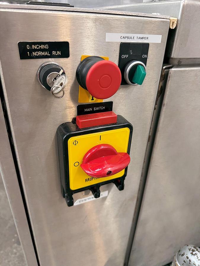 Used G 17030 E - Capsule Filler BOSCH GKF 1500 for Powders and Pellets