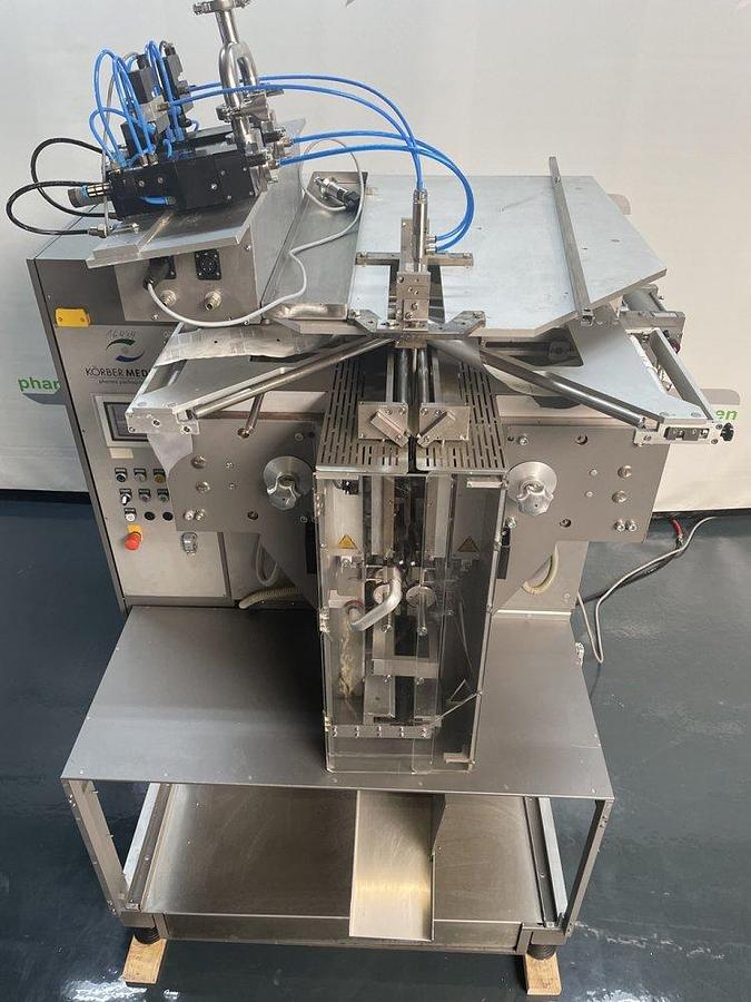 Used J 16434 D - Sachet filler for Liquids MEDISEAL/KLÖCKNER HÄNSEL LA-300