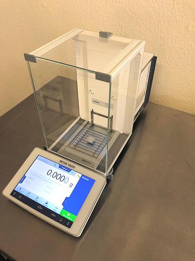 Used R 15825 E - Analytical Balance METTLER TOLEDO XPR204/M