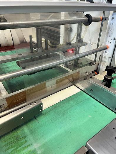 Used O 15886 E - Sleeve Wrapper + Shrink Tunnel Burnley SW 500 / PE 500