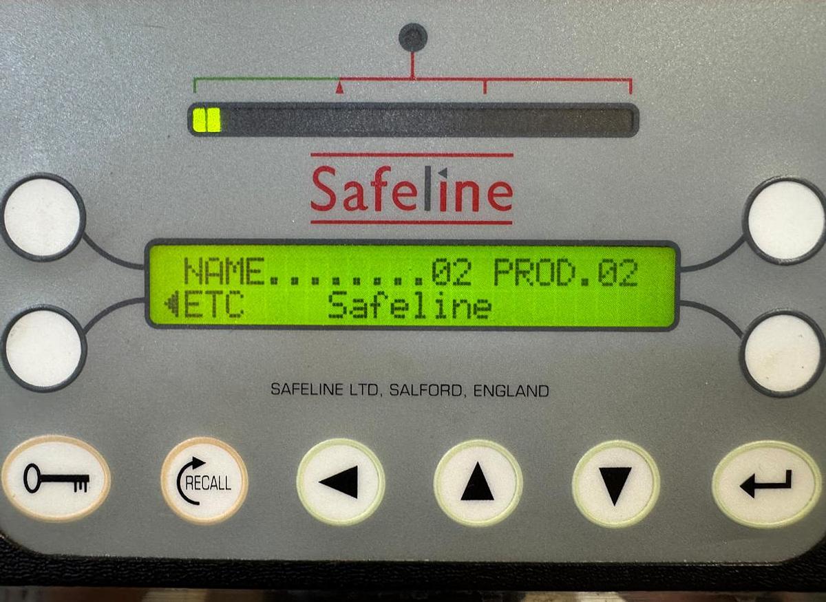 Used U 17304 E - Metal Detector MT Safeline TABLEX PH-2