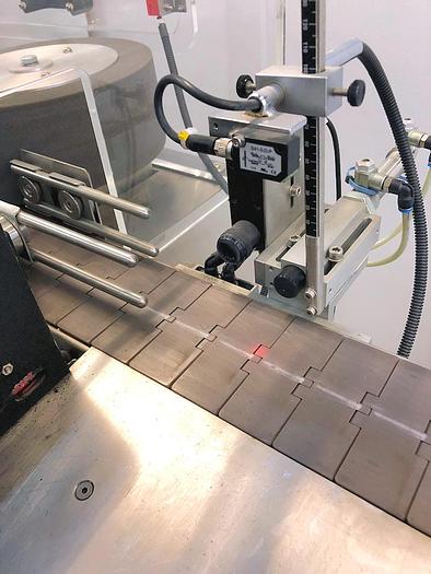 Used M 15714 E - Labeller NEWMAN S 150 for Cylindrical Objects