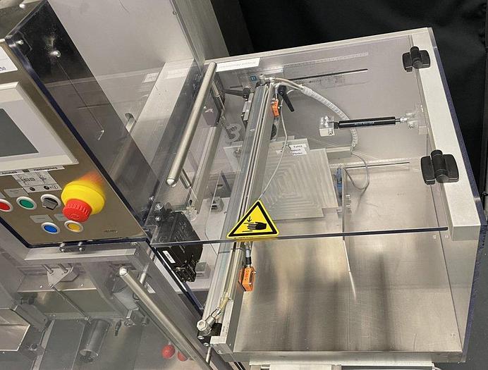 Used O 16525 D Compact Bundle packer / Stretch bander PESTER PEWO PACK 250