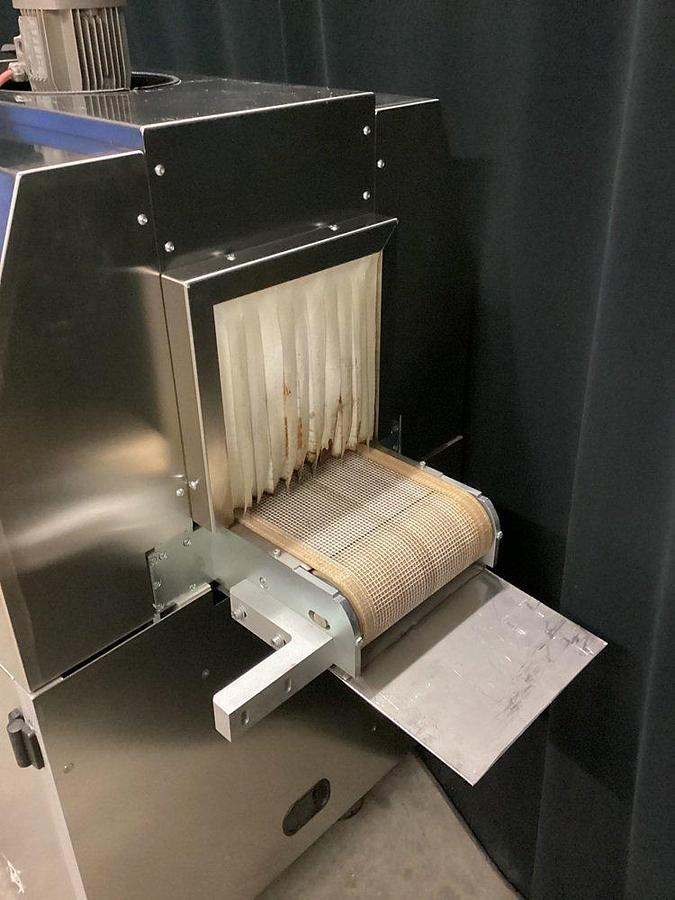 Used O 16588 D - PewoTherm Shrink Tunnel PESTER