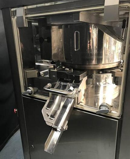 Used F 15759 D - IMA KILIAN SYNTHESIS 500 tablet press EU BB 45 stations