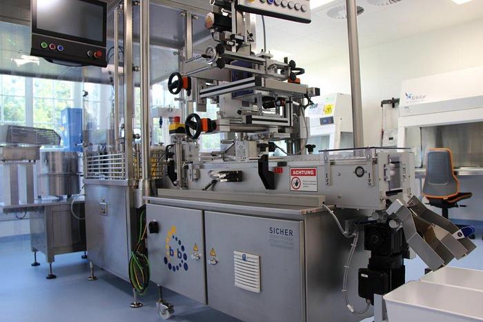 Used J 16512 D - Filling and Closing Line with labelling machine ZELLWAG Z-110 S