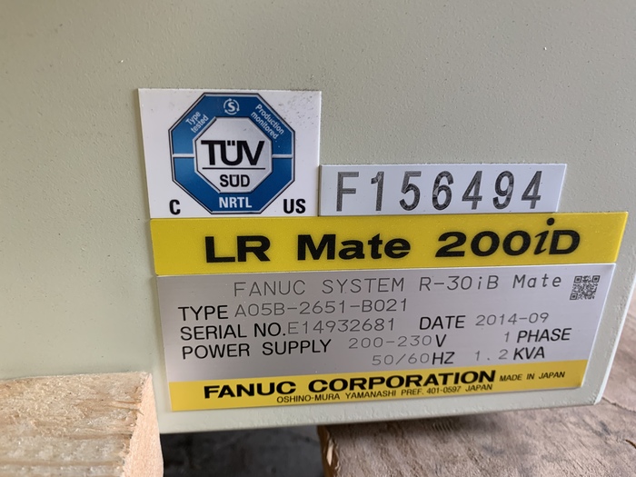 Used FANUC LR MATE 200iD/7H 5 AXIS CNC ROBOT WITH LR MATE R30iB CONTROLLER