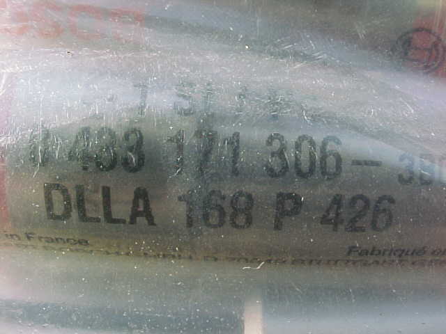 BOSCH INJECTOR NOZZLE  DLLA168P426 NEW !!