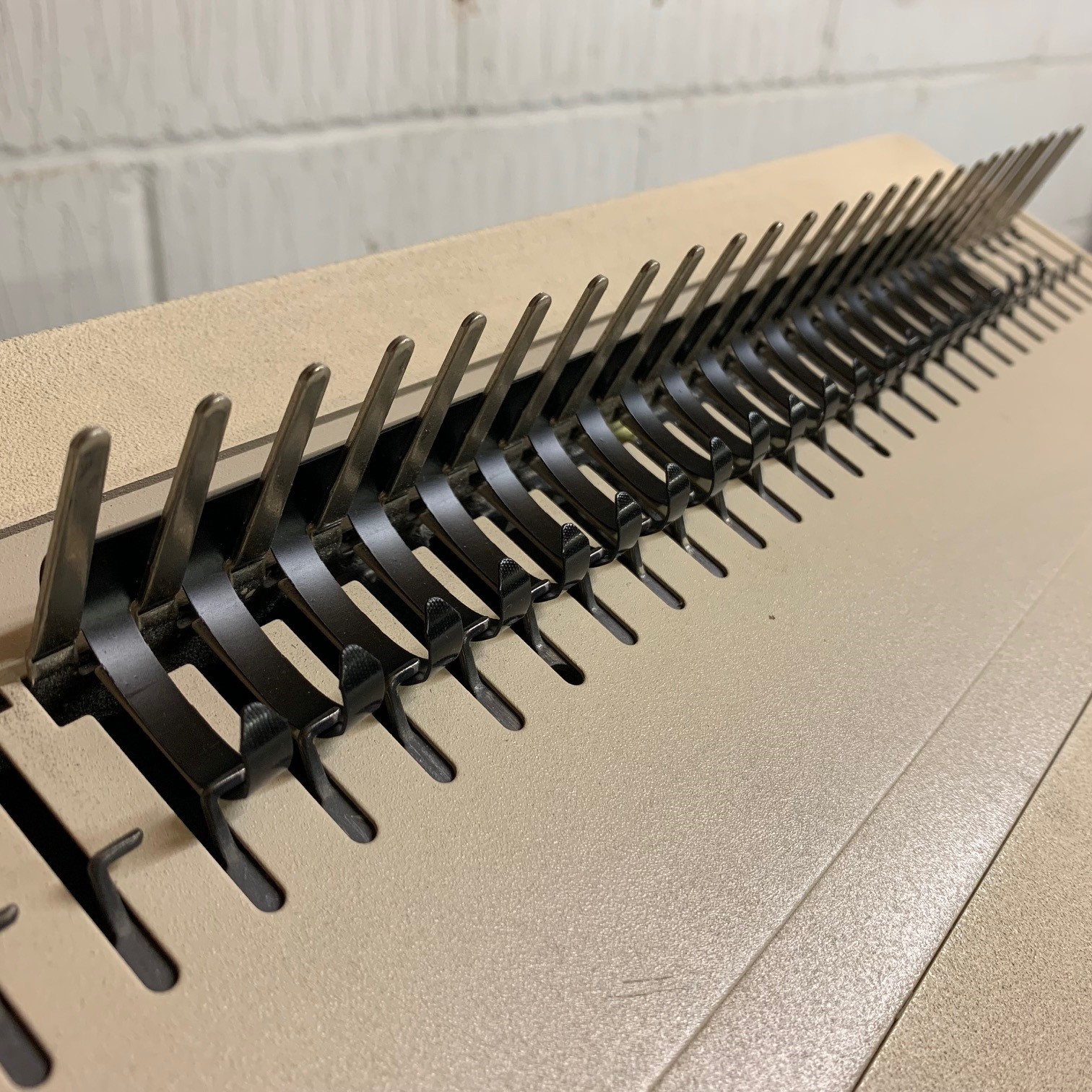 Used GBC Acco 16DB-2 Manual CombBind Opener & Closer