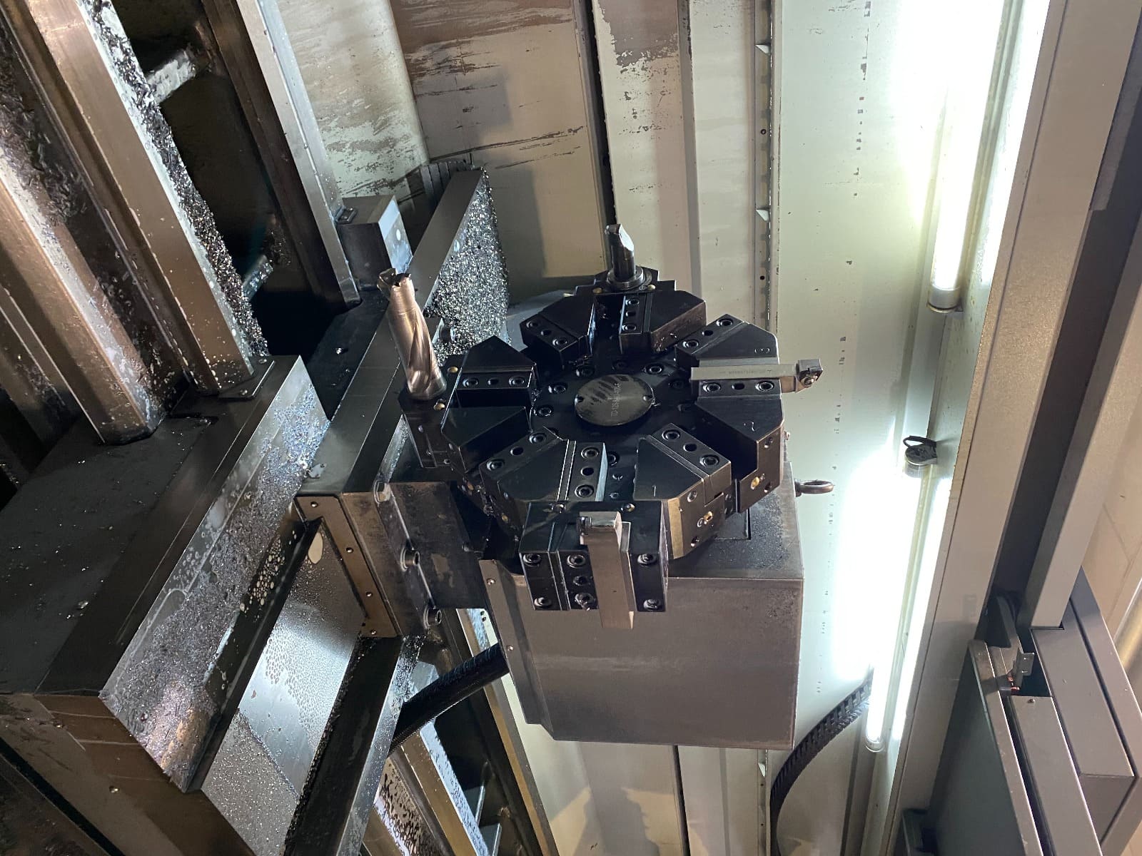 Used Pinacho ST 500 - 4000 - CNC Lathe - 2015