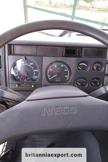 Used 2001 IVECO Eurotech 190E27 R 19 ton isothermic box lorry