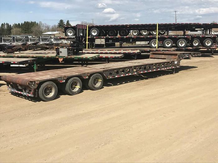 Used 2007 Doepker Tridem Scissor Neck Trailer