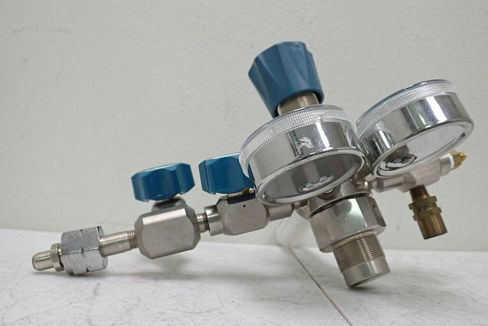 Used Airgas Y12-SR145D Gas Regulator with Smart Indicating Regulator SIR-Cartridge