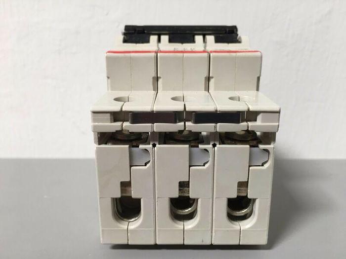 Used ABB S283-K40A  3-Pole Circuit Breaker