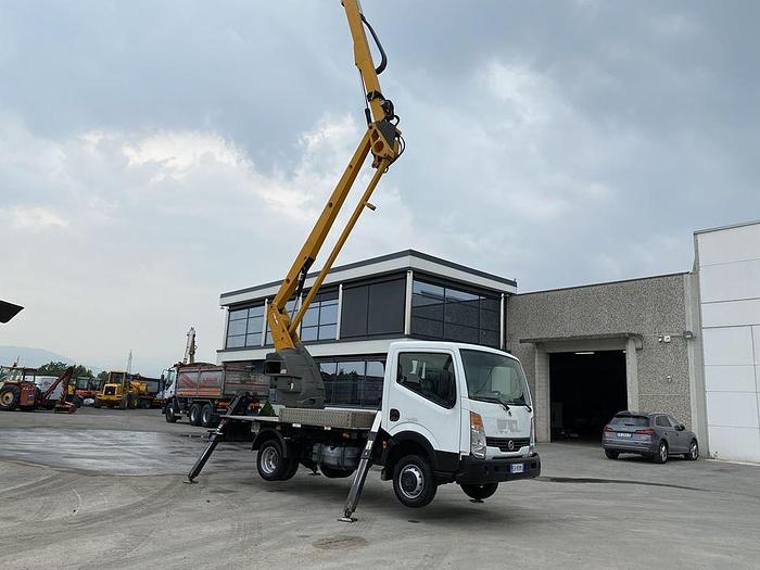 Usato 2010 NISSAN CABSTAR