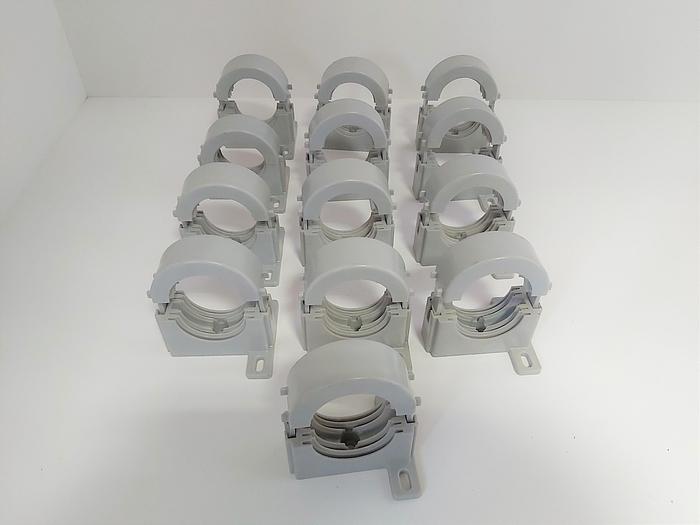 25 Stück Schlauch- + Rohrhalter, 13x D38mm, 12x D47mm  neuwertig