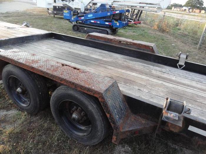 Used 2014 skylift/ versalift SUPER ARBORIST 53/VST521