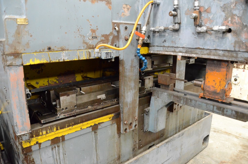 Usado EX-CELL-O ROTO FLO 3225 Laminadoras de Estrías #4320