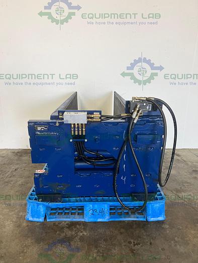 Used Rightline  LGM039 General Purpose Carton Clamp 2500 Lbs Capacity, 24" Load Center