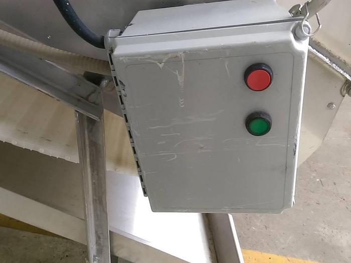 Used 7′ Incline Conveyor 26″ Wide