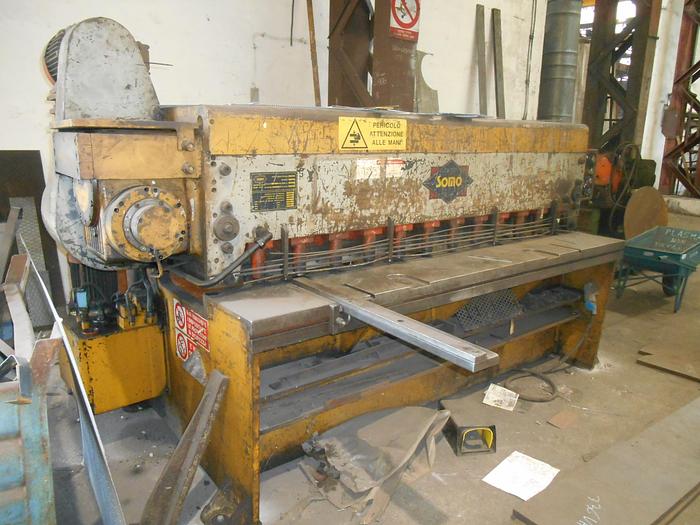 Usato CESOIA A GHIGLIOTTINA MECCANICA SOMO SC 20/4