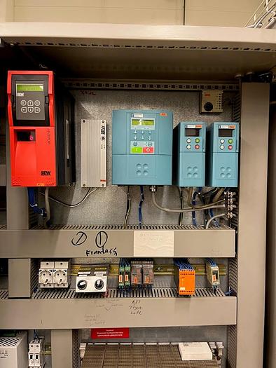 Überholt GABLER SWING Becher-Tiefziehanlage