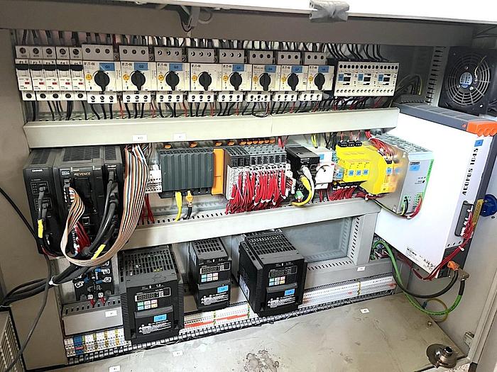 Überholt OMSO DM44N/ PAGOmat 6HS, 2-bahnige Deckeletikettierlinie