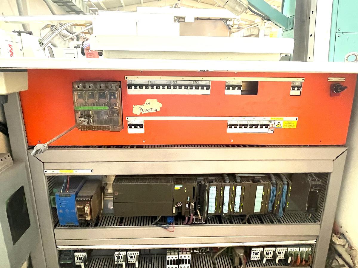 Refurbished 1999 VAN DAM 520-6