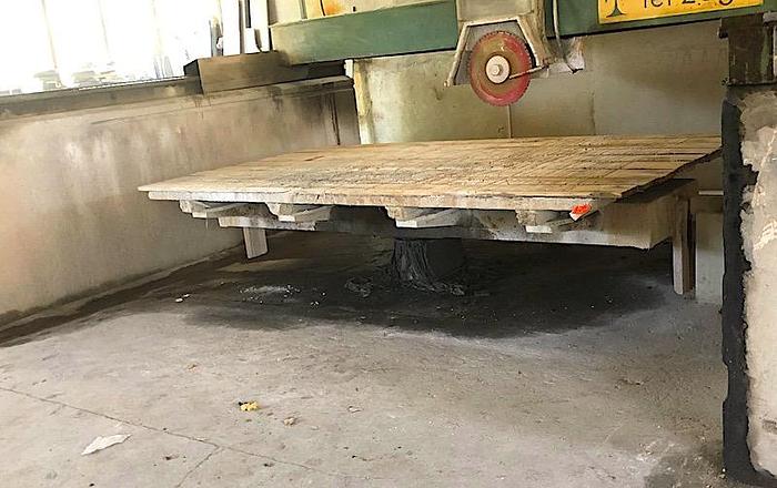 Used 1989 TERZAGO bridge saw  F35S T1