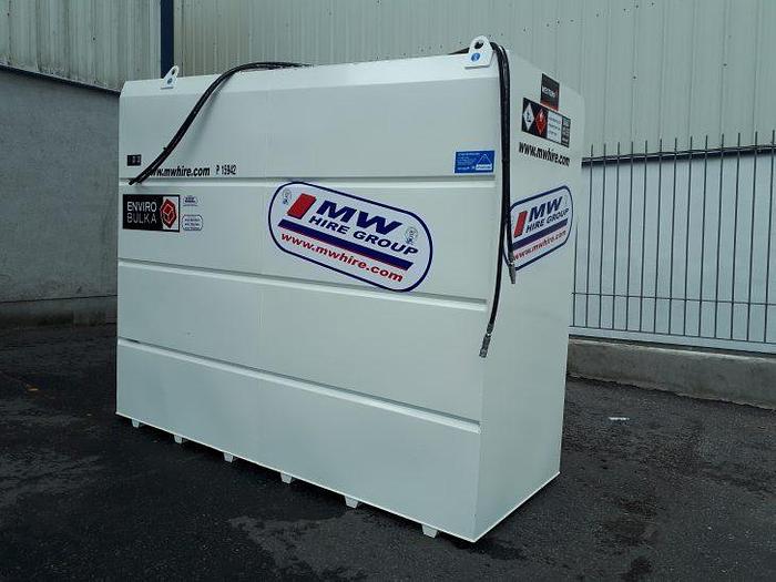 Used Western Global - Featuring a full height lockable cabinet with full height doors, this 5,300 litre tank is your solution for transport depots, plant yard and farms. EBD1200